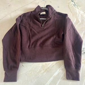 Universal thread half zip size extra small.